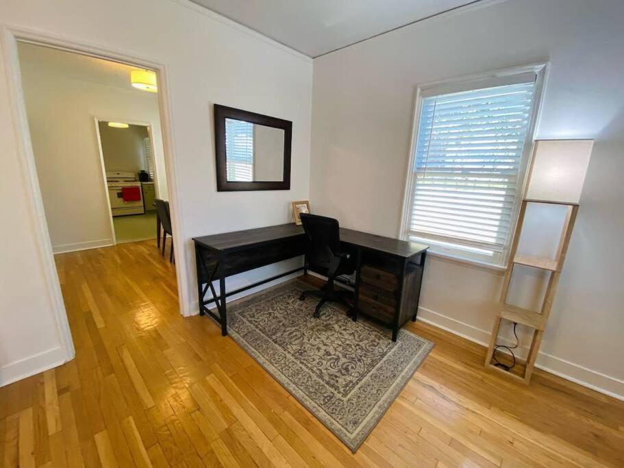 Chic 1,400 Sq Ft In Weho 2br 2ba Gated * Los Angeles